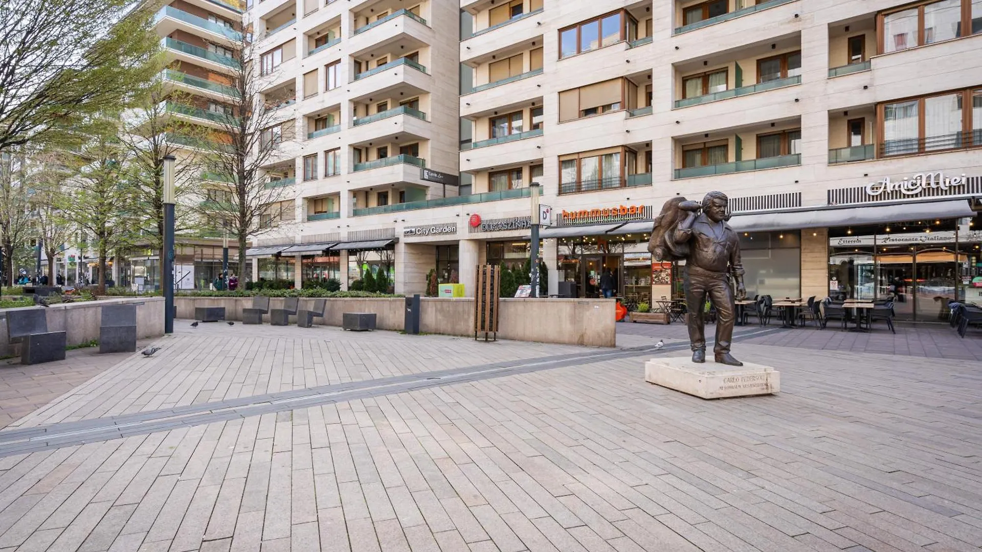 City Center Corvin Suite Apartment Budapest 0*,  Hungría